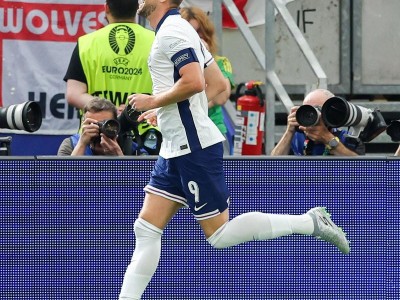 半岛体育-世俱杯比赛球员体能监测统计及其对赛场表现的辅助价值