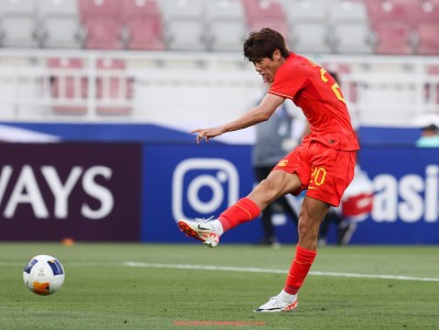 半岛体育-浙江与四川CBA篮球队概况及历史战绩比较